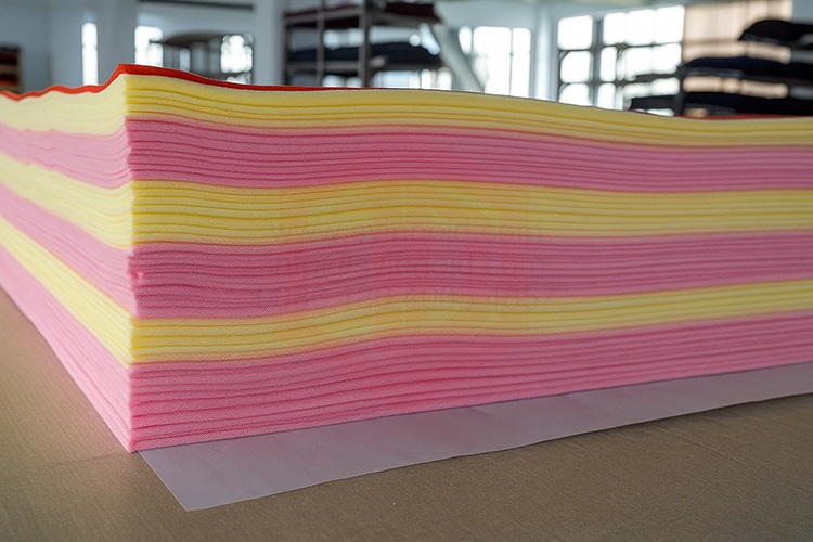 Fabric Laying Machine